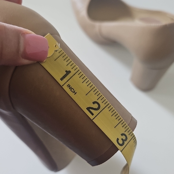 Walking Cradles Tan Chunky Heel Pumps - Picture 8 of 8